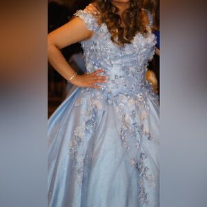 Beautiful Blue Sweet 16 Quinceañera dress